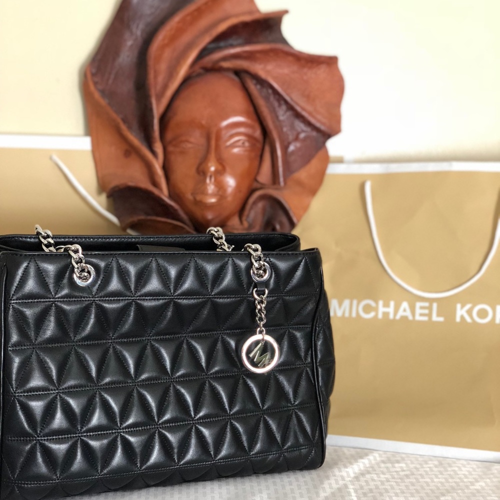 Michael Kors leather tote